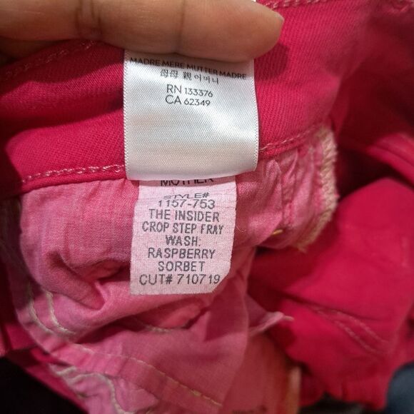 Mother The Insider High Rise Crop Step Fray Bootcut Jeans in Raspberry Sorbet 30 - Picture 9 of 15
